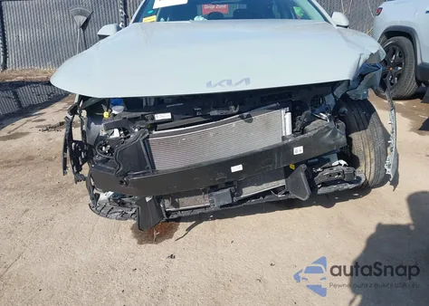 2025 Kia K4 Lxs from USA, damaged, VIN 3KPFT4DE8SE095223